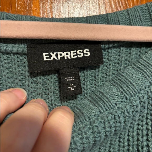 EXPRESS Women’s Teal Green Crew Neck Knitted Sweater Size Medium - Picture 2 of 6